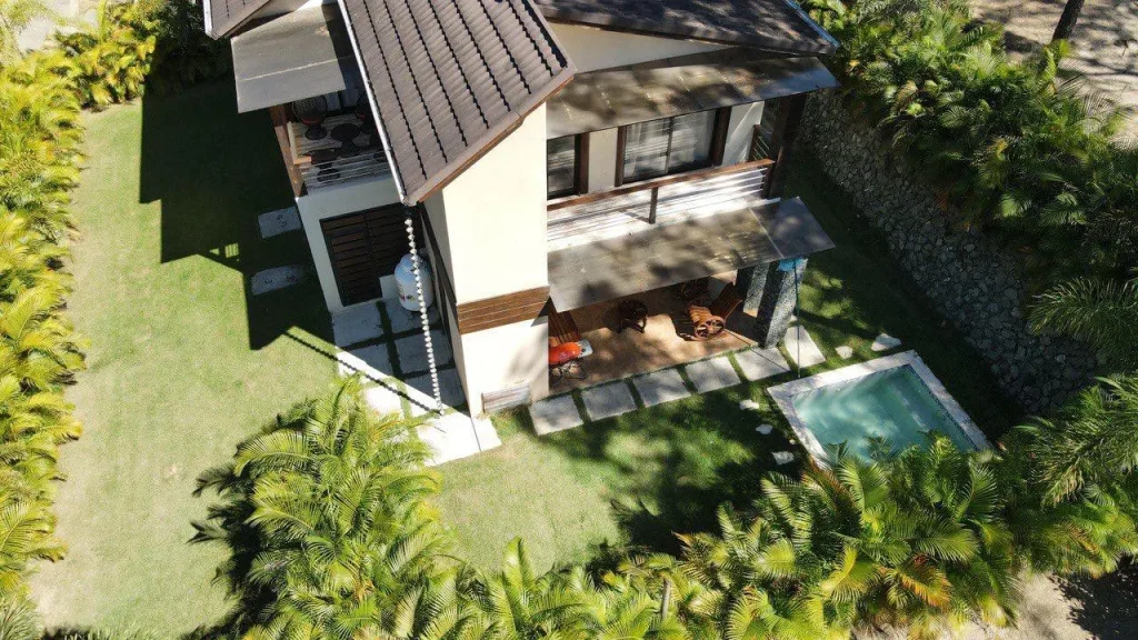 Hermosa Villa Amueblada de 2 Niveles en Jarabacoa