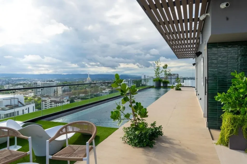 Apartamento con Linea Blanca en Alquiler, La Esmeralda